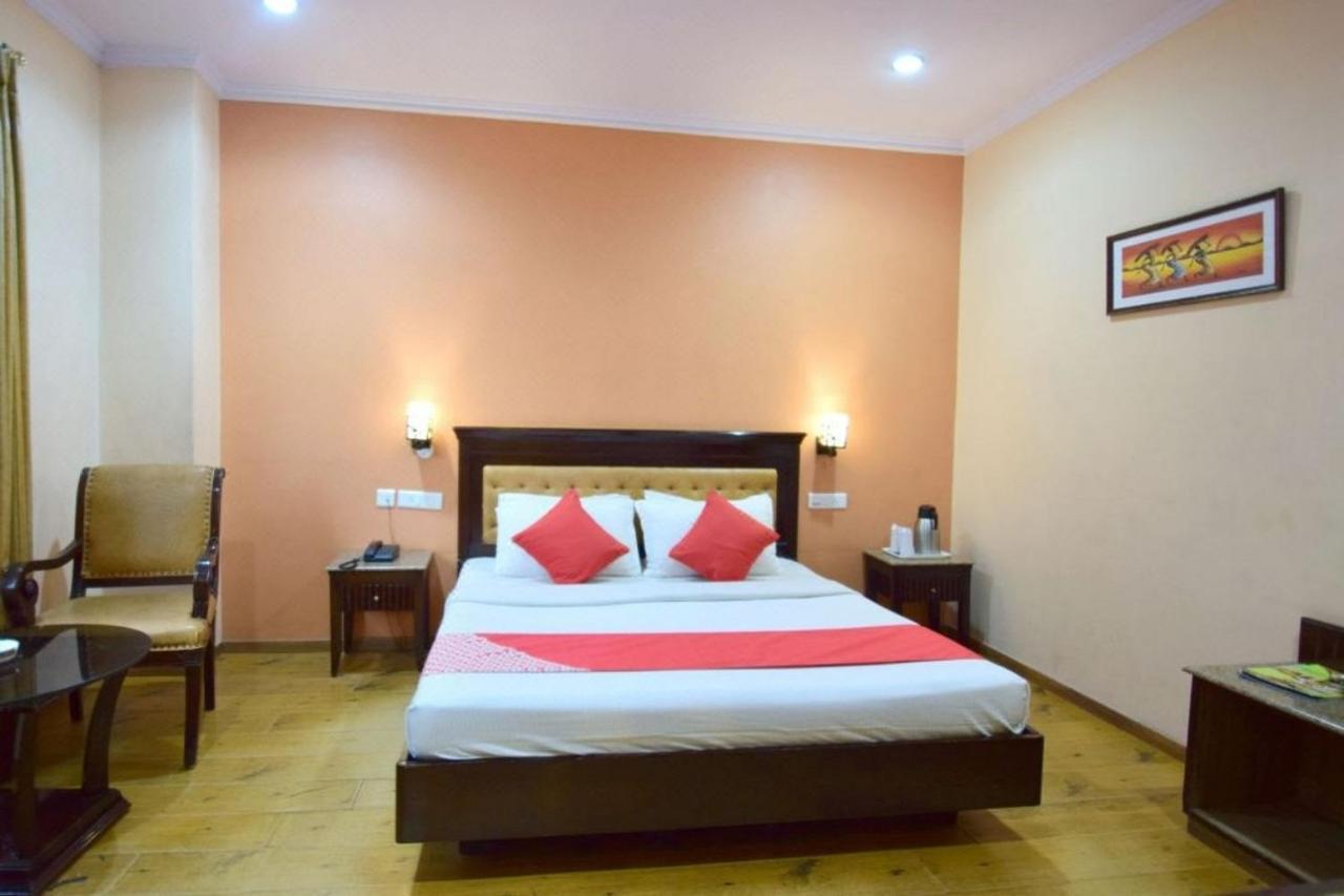 Goroomgo Marc Shimla Near Mall Road - Luxury Room - Excellent Service - Ample Parking - Best Hotel In Shimla Exterior photo