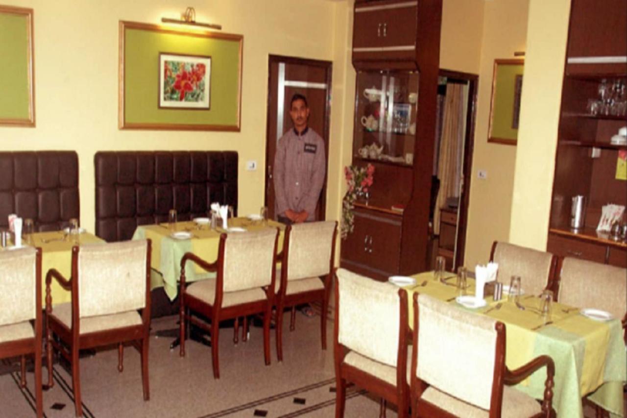 Goroomgo Marc Shimla Near Mall Road - Luxury Room - Excellent Service - Ample Parking - Best Hotel In Shimla Exterior photo