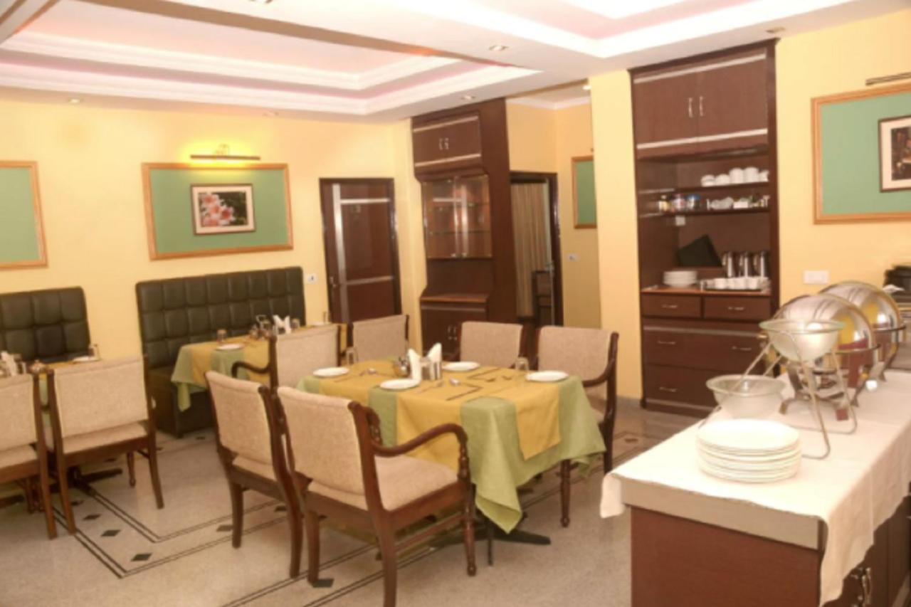 Goroomgo Marc Shimla Near Mall Road - Luxury Room - Excellent Service - Ample Parking - Best Hotel In Shimla Exterior photo